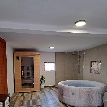 Vita Natura With Sauna And Jacuzzi Pihovec المظهر الخارجي الصورة