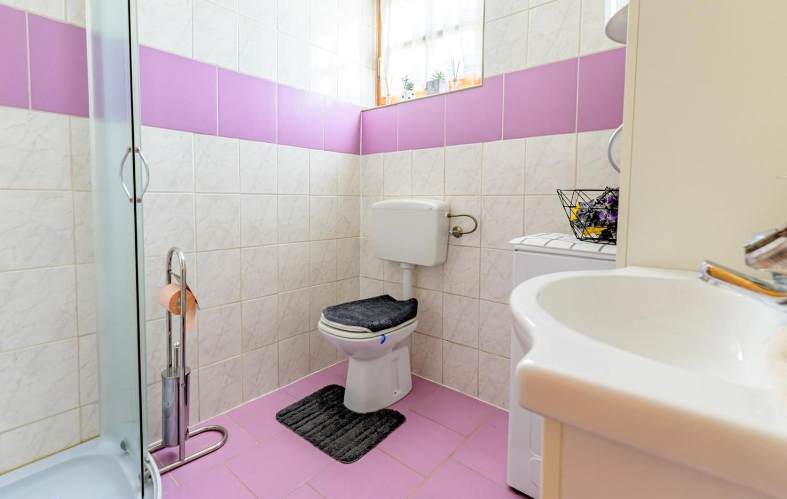 Vita Natura With Sauna And Jacuzzi Pihovec الغرفة الصورة
